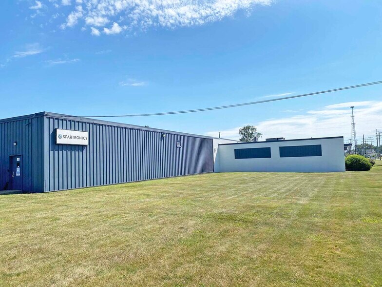 More Photos Of 2250 Reach Rd, Williamsport Manufacturing For Lease