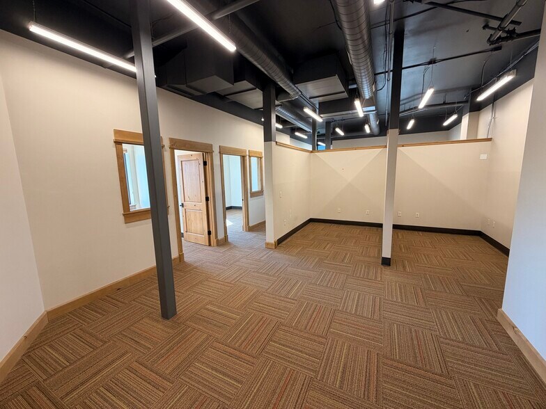 More Photos Of 1019 E Main St, Bozeman Office For Lease