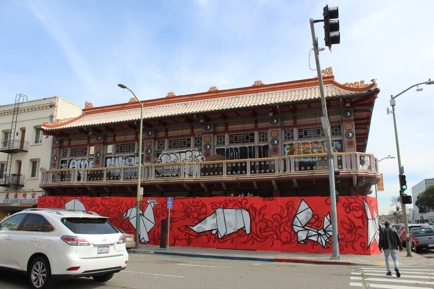 Primary Photo Of 700 Franklin St, Oakland Restaurant For Lease