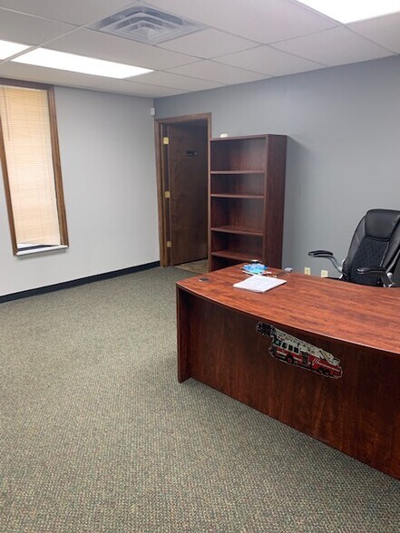 More Photos Of 7490 Bridgewater Rd, Huber Heights Manufacturing For Lease