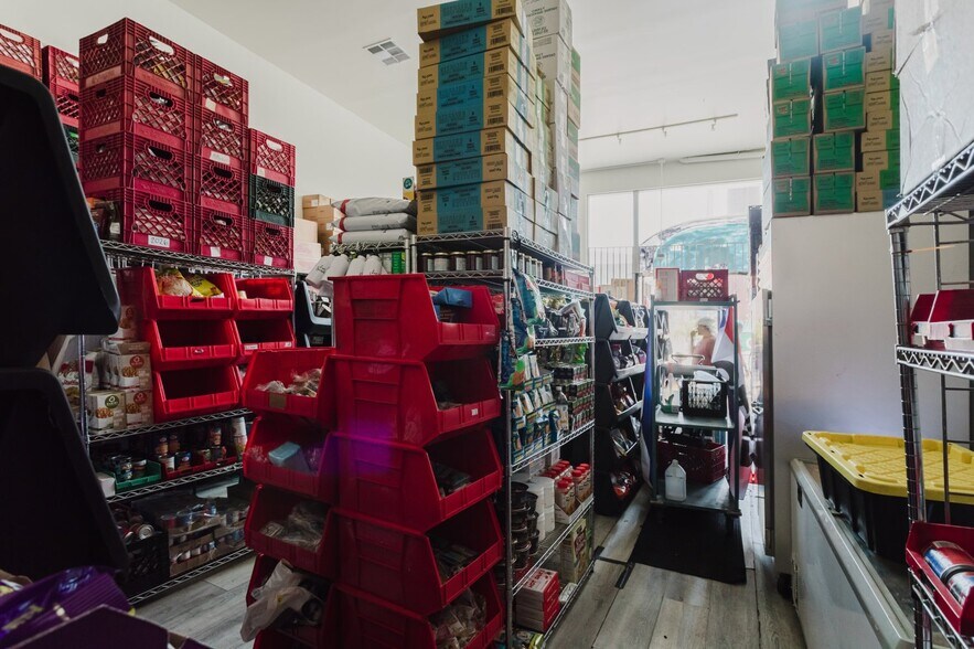 More Photos Of 3615 W Beverly Blvd, Los Angeles Freestanding For Lease