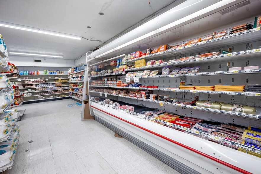 More Photos Of 1012 6th St, Maysville Supermarket For Sale