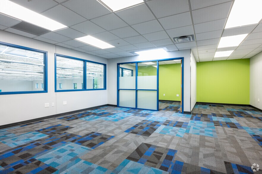 More Photos Of 119 Cane Creek Blvd, Danville Warehouse For Lease