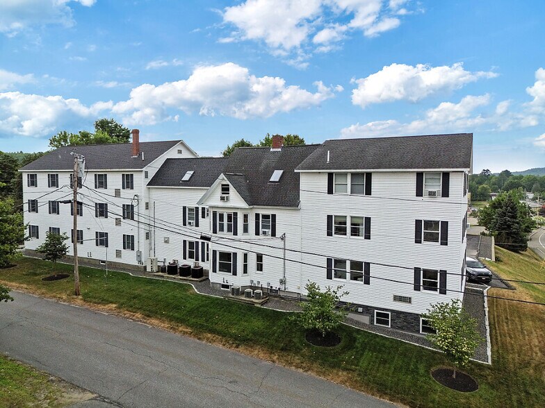 More Photos Of 323 State St, Augusta Office Residential For Sale