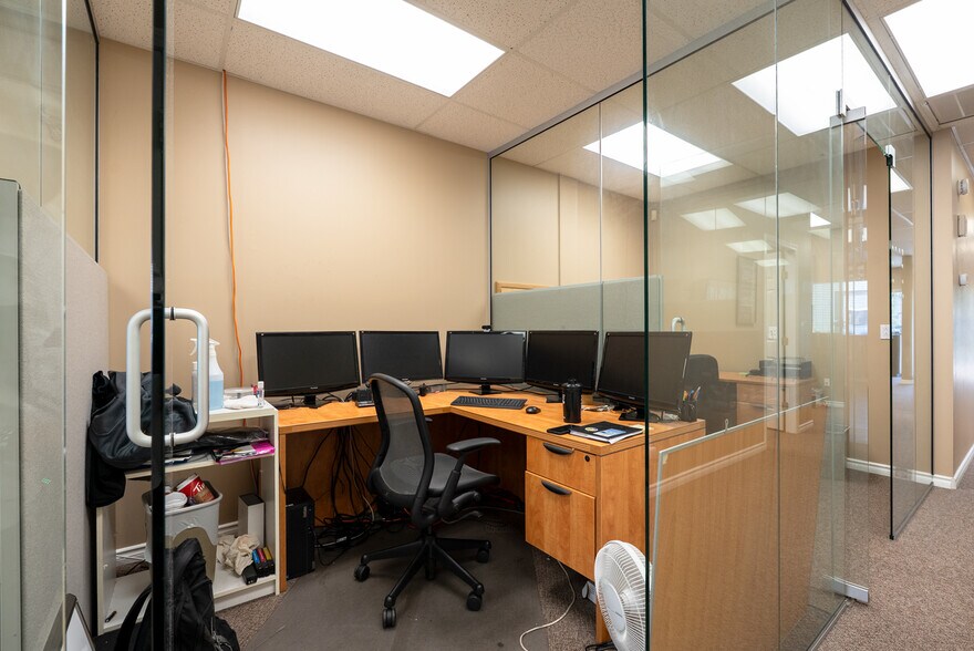 More Photos Of 5492 Production Blvd, Surrey Warehouse For Sale