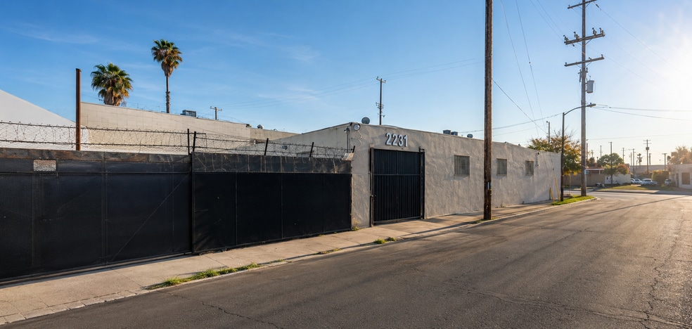 Primary Photo Of 2231 Long Beach Ave, Los Angeles Service For Sale