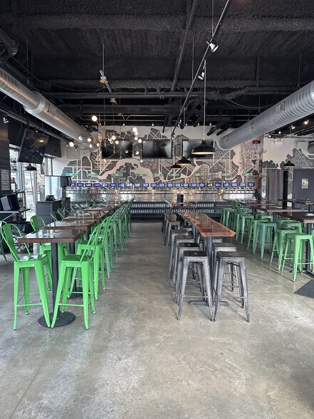 More Photos Of 2211 N Milwaukee Ave, Chicago Apartments For Lease