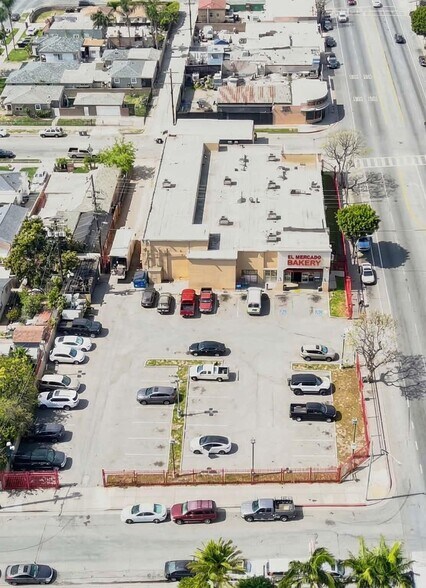 More Photos Of 1900 E Alondra Blvd, Compton Supermarket For Sale