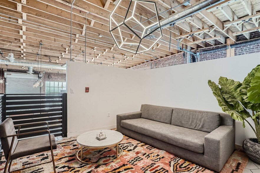 More Photos Of 389 S Lipan St, Denver Industrial For Sale