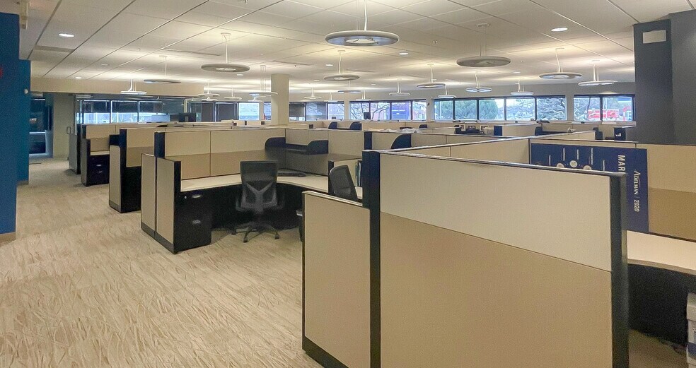 More Photos Of 6980 N Port Washington Rd, Glendale Office For Lease