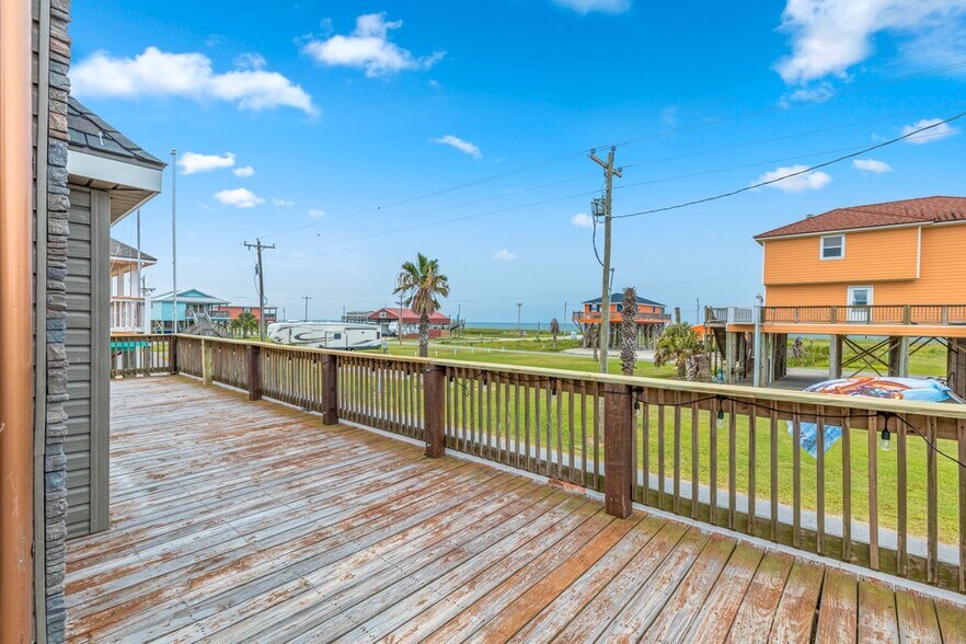 More Photos Of 2314 Teal St, Cameron Specialty For Sale