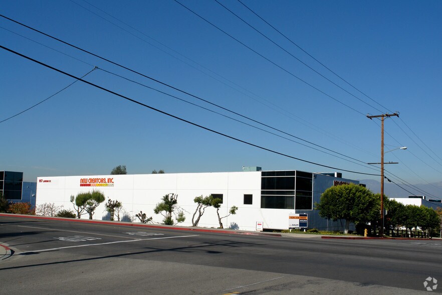 More Photos Of 957 Lawson St, City of Industry Distribution For Lease
