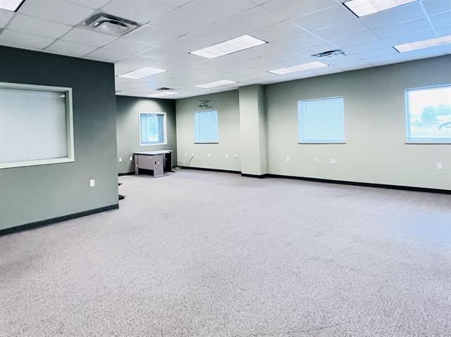 More Photos Of 900 Green Valley Rd, Beaver Dam Flex For Lease