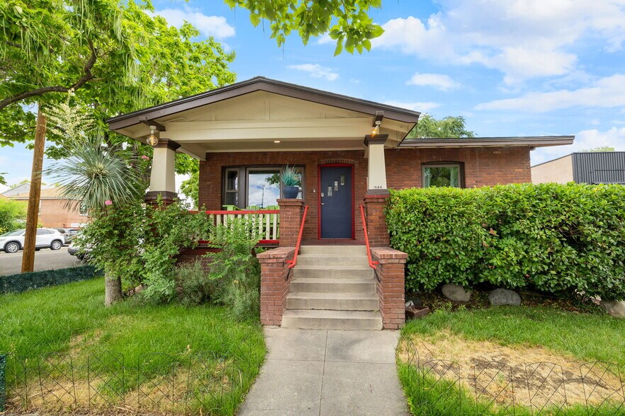 More Photos Of 800 S Center St, Reno Office Residential For Sale