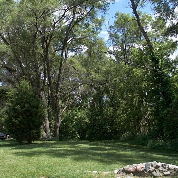 More Photos Of 8587-8615 Pontiac Lake Rd, White Lake Apartments For Sale
