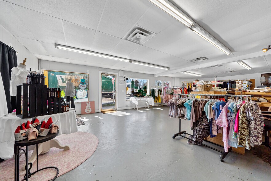 More Photos Of 201 E Sumter St, Eatonton Office Residential For Sale