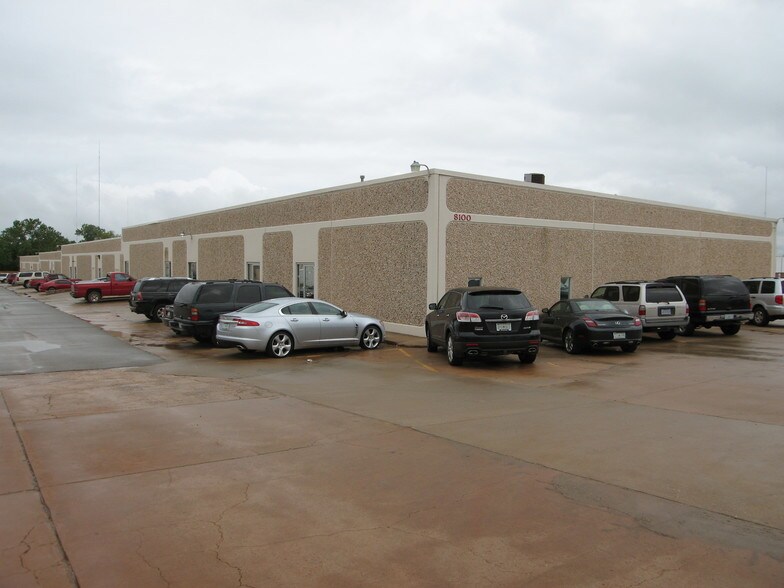 More Photos Of 8100-8200 N Classen Blvd, Oklahoma City Unknown For Lease