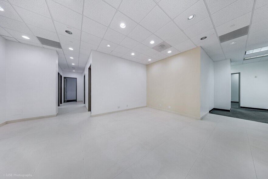 More Photos Of 135 San Lorenzo Ave, Coral Gables Office For Sale