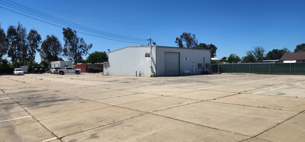 More Photos Of 4835 Rio Linda Blvd, Sacramento Warehouse For Lease