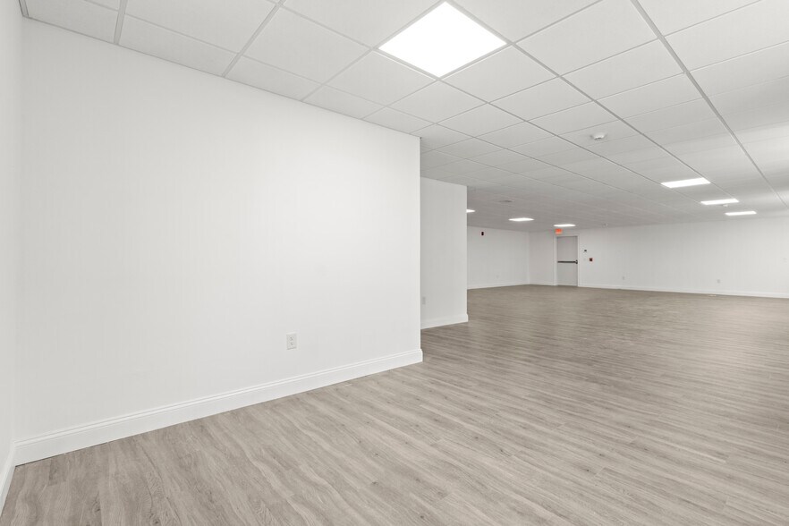 More Photos Of 1016 Park Ave, Cranston Loft Creative Space For Sale