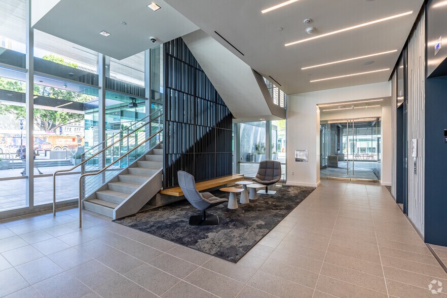 More Photos Of 450 B St, San Diego Office For Lease