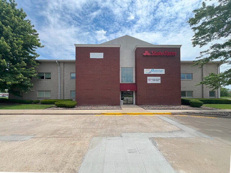Primary Photo Of 2421 Corporate Center Dr, Granite City Office For Sale