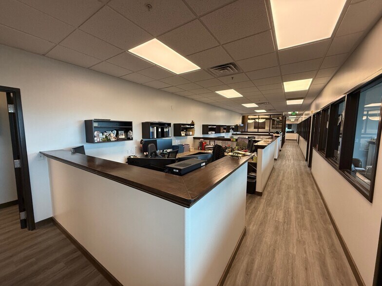 More Photos Of 233 S Pleasant Grove Blvd, Pleasant Grove Office For Sale