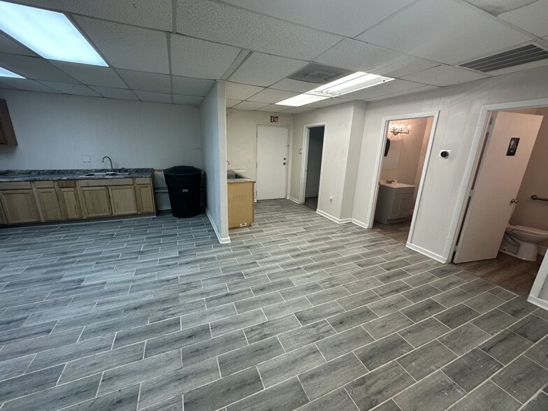 More Photos Of 465 E Main St, Bartow Medical For Lease