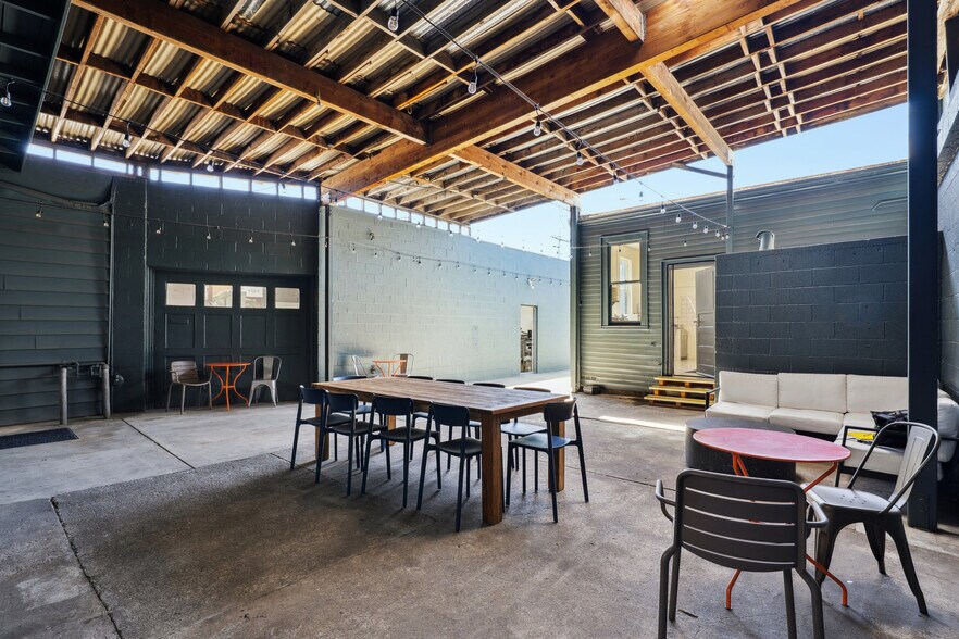 More Photos Of 1015 Howard Ave, San Mateo Service For Sale