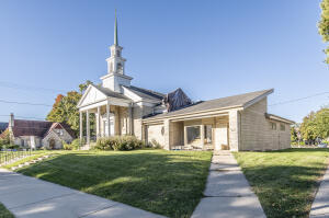 Primary Photo Of 600 Maple Ave, Waukesha Religious Facility For Sale