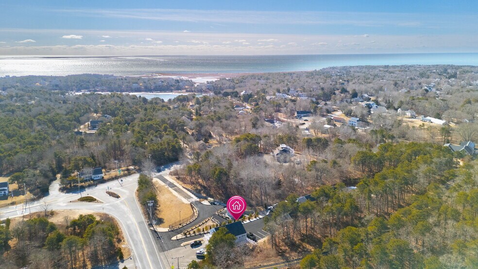 More Photos Of 31 Meetinghouse Rd, South Chatham Office For Sale