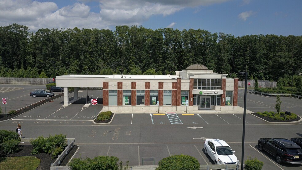 Primary Photo Of 4255 US Highway 9, Howell Bank For Lease