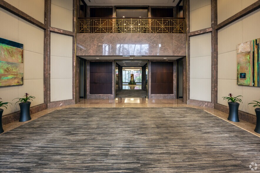 More Photos Of 22 Inverness Center Pky, Birmingham Office For Lease