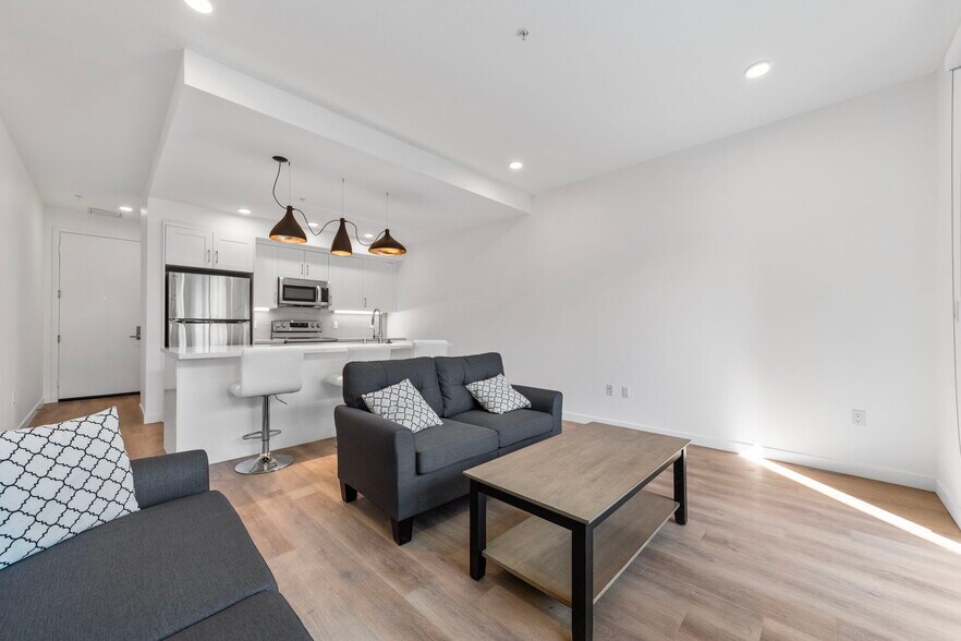 More Photos Of 4015 Richmond St, San Diego Apartments For Sale