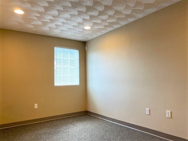 More Photos Of 117 Eddie Dowling Hwy, North Smithfield Loft Creative Space For Lease