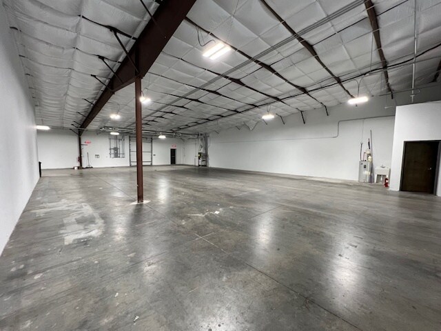 Primary Photo Of 251 Gretas Way, Kernersville Industrial For Lease