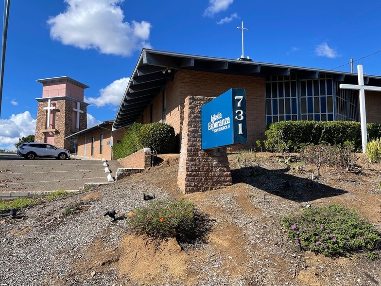 More Photos Of 731 S Stage Coach Ln, Fallbrook Religious Facility For Sale