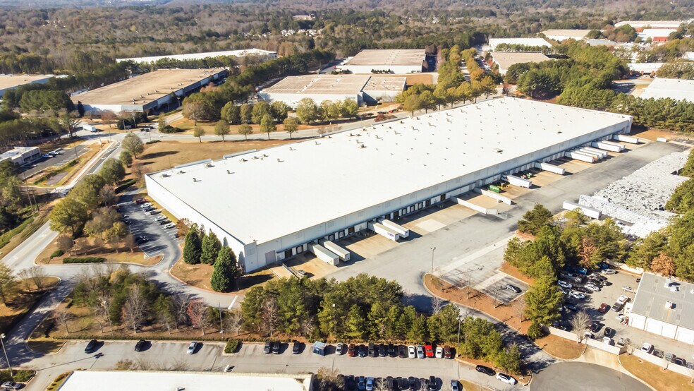 More Photos Of 750 Maxham Rd, Lithia Springs Warehouse For Lease