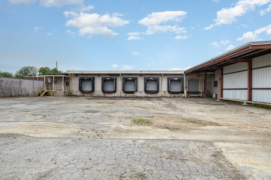 More Photos Of 2300 Old Durham Rd, Roxboro Warehouse For Lease
