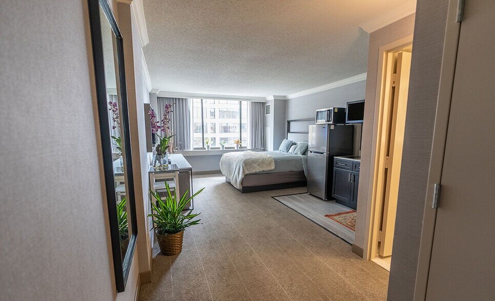 More Photos Of 101 W Fayette St, Baltimore Apartments For Sale