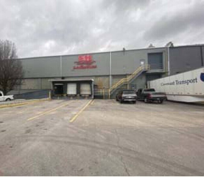 More Photos Of 105 Maple St, Rossville Light Distribution For Sale