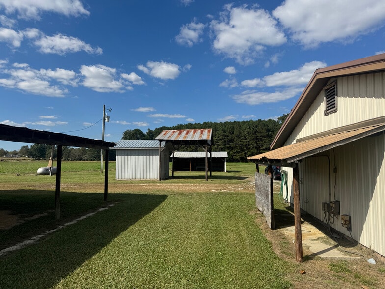 More Photos Of 2898 US-701 Hwy, Four Oaks Industrial For Sale