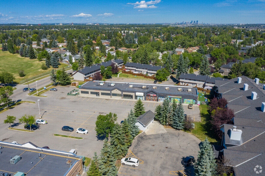 More Photos Of 950 Queensland Dr SE, Calgary Unknown For Lease