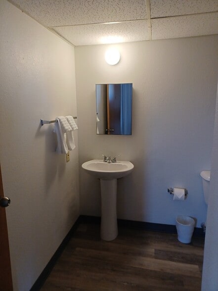 More Photos Of 322 S Main St, Lamar Apartments For Sale