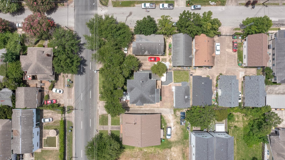 More Photos Of 3312 Crawford St, Houston Apartments For Sale