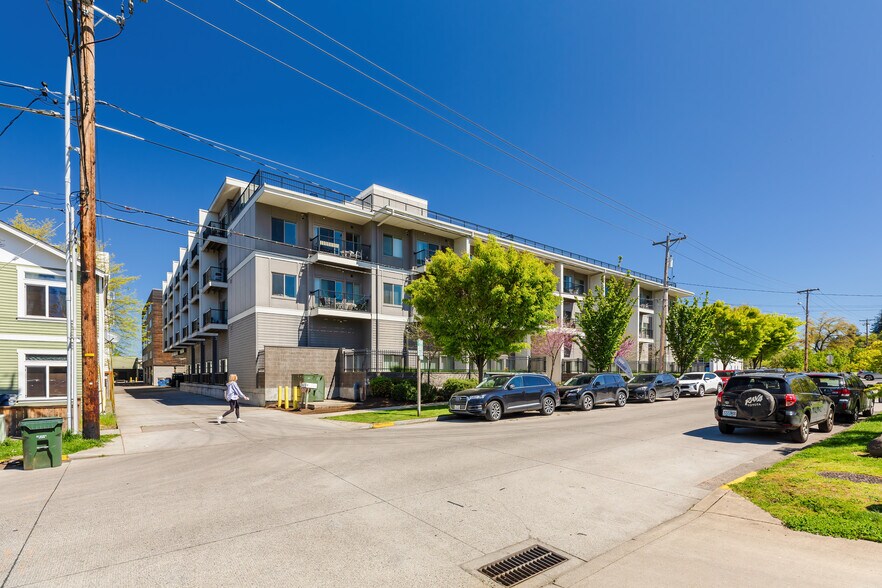 More Photos Of 1965 E 15th Ave, Eugene Apartments For Sale