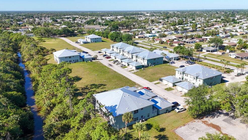 More Photos Of 4520 S Biscayne Dr, North Port Apartments For Sale