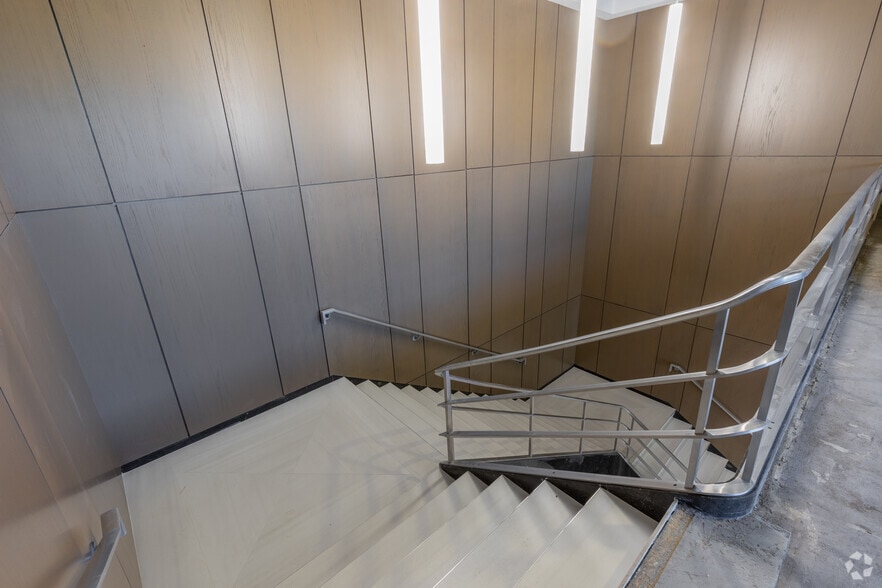 More Photos Of 645 W Grand River Ave, Howell Medical For Lease