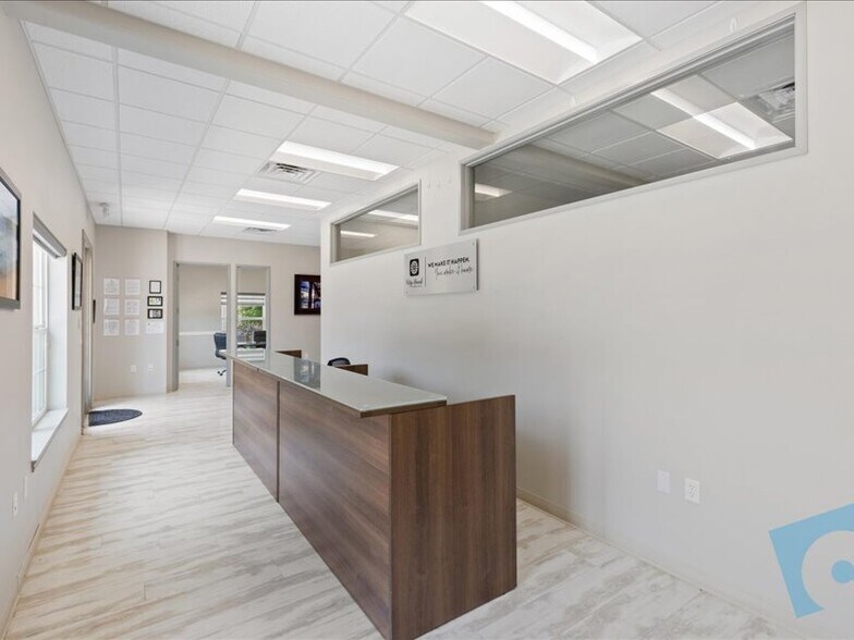 More Photos Of 210 Miron Dr, Southlake Medical For Lease