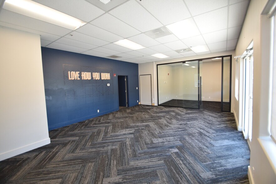 More Photos Of 150 SW Scalehouse Loop, Bend Light Manufacturing For Lease